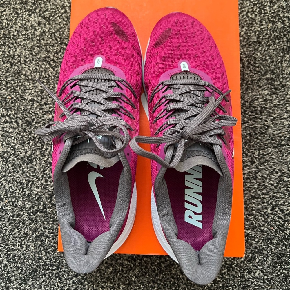 Nike Women's Athletic Shoes - maroon and gray - Picture 5 of 7